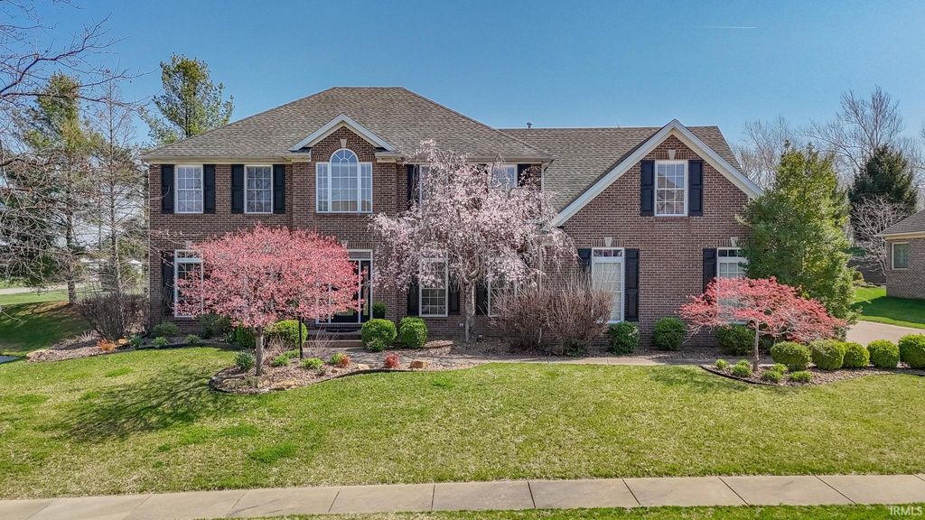 Photo of 4530 Estate Drive, Newburgh, IN 47630 (MLS # 202610341)