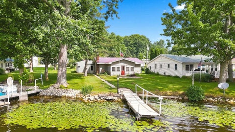 Photo of 1829 S 445 E, Lagrange, IN 46761 (MLS # 202629311)