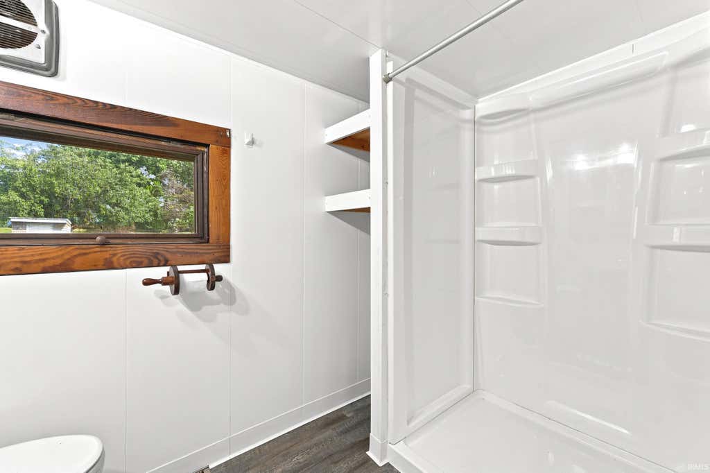 Photo of 1829 S 445 E, Lagrange, IN 46761 (MLS # 202629311)