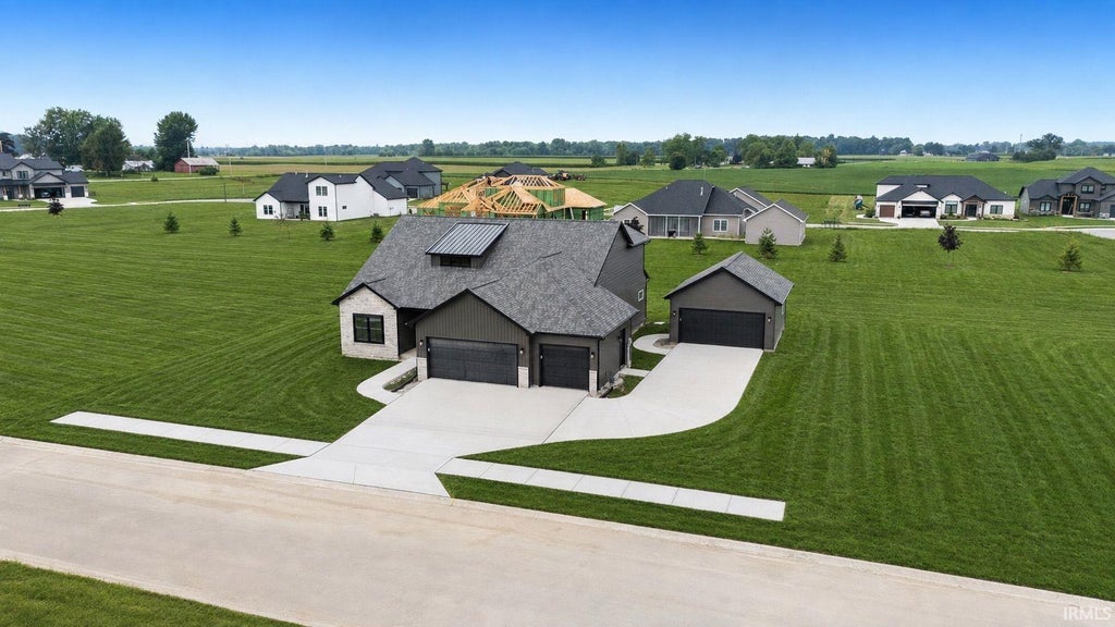 Photo of 2851 Quinlado Lane, Fort Wayne, IN 46818 (MLS # 202632244)