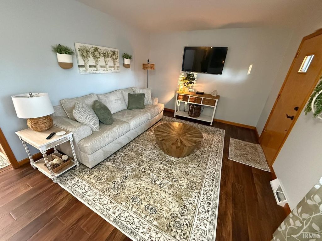 Photo of 81 E 200 S, Princeton, IN 47670 (MLS # 202545625)