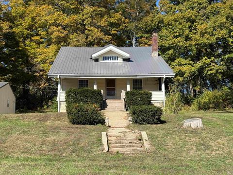 Photo of 2645 S Greensboro Pike, New Castle, IN 47362 (MLS # 202613151)