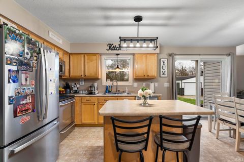 Tiny photo for 501 Mize Court, Monticello, IN 47960 (MLS # 202611210)