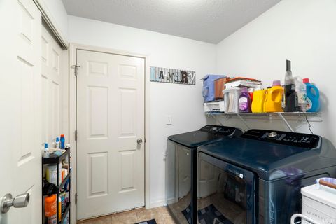 Tiny photo for 501 Mize Court, Monticello, IN 47960 (MLS # 202611210)