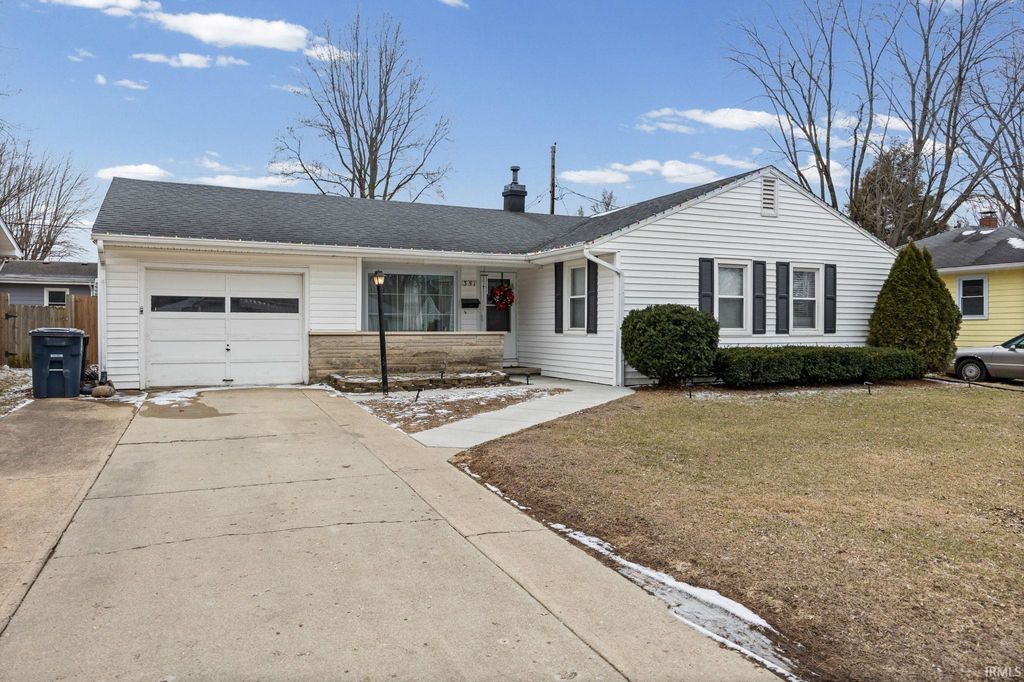 Photo of 351 Brightwood Drive, Frankfort, IN 46041 (MLS # 202605955)