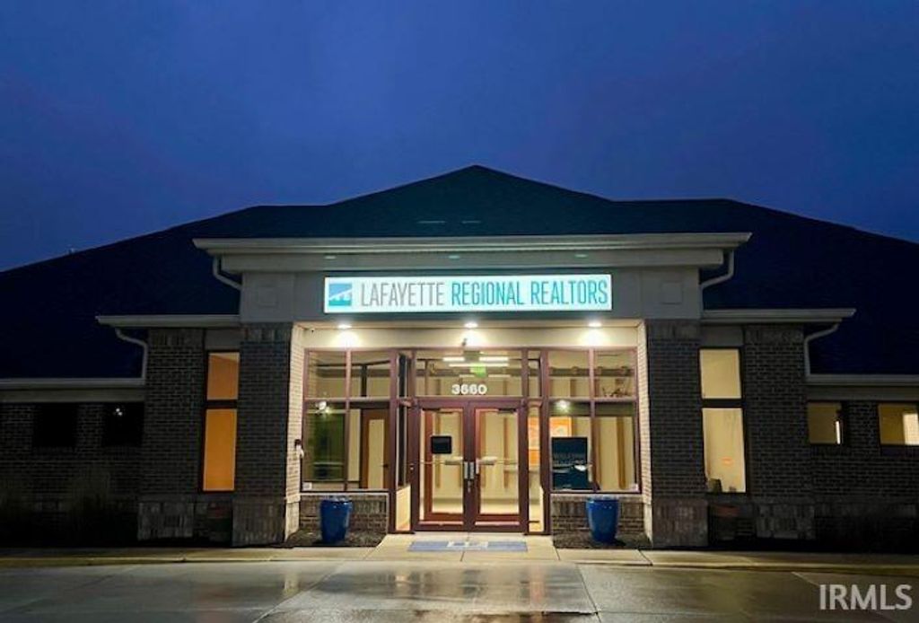 Photo for 3660 Rome Drive #1, Lafayette, IN 47905 (MLS # 202432369)