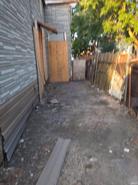 Tiny photo for 1006 N Second Avenue, Evansville, IN 47710 (MLS # 202638693)