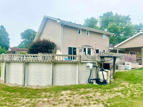 Tiny photo for 610 Oak Street, Peru, IN 46970 (MLS # 202609930)