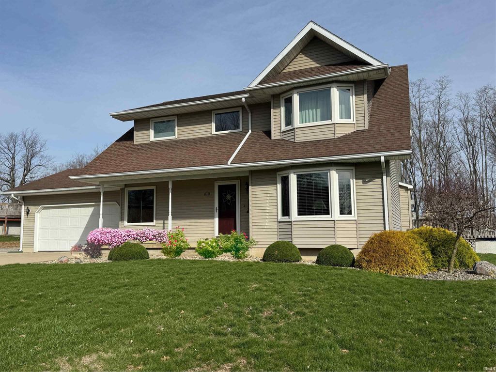 Photo of 610 Oak Street, Peru, IN 46970 (MLS # 202609930)