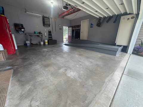 Tiny photo for 610 Oak Street, Peru, IN 46970 (MLS # 202609930)