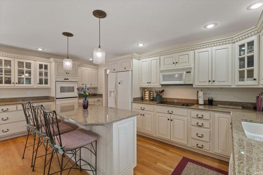Photo of 16328 Cypress Court, Granger, IN 46530 (MLS # 202633337)