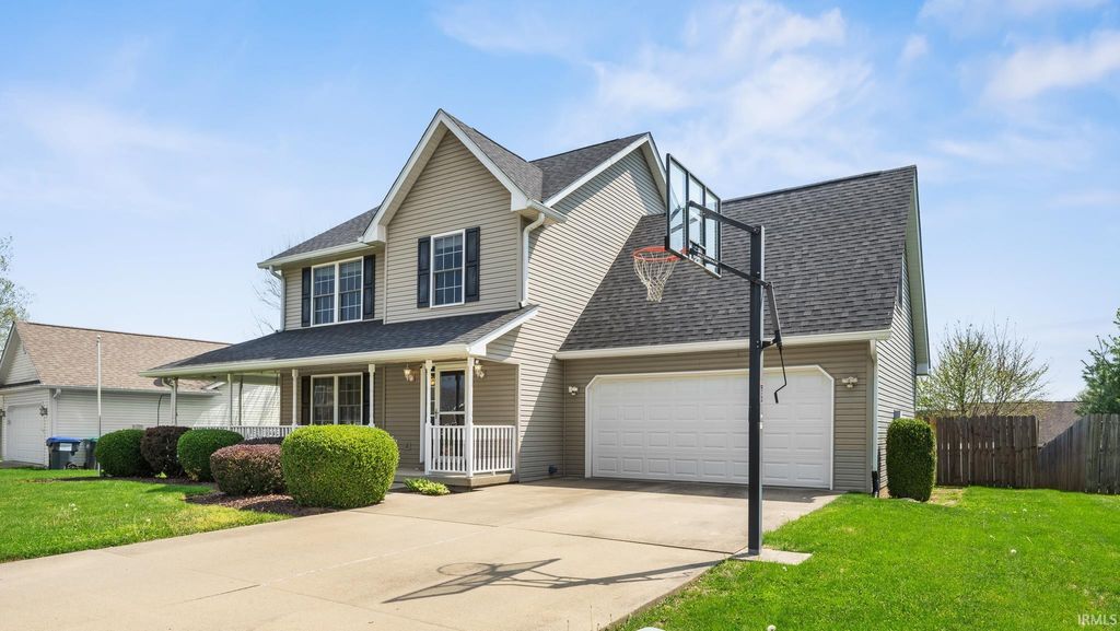 Photo of 7205 W Prominence Pointe, Bloomington, IN 47404 (MLS # 202615781)