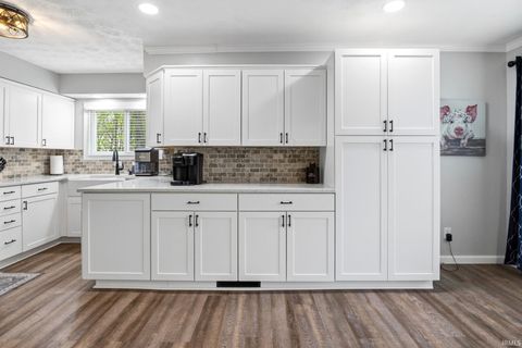 Tiny photo for 2030 Oak Ridge Estates, Lafayette, IN 47905 (MLS # 202613708)