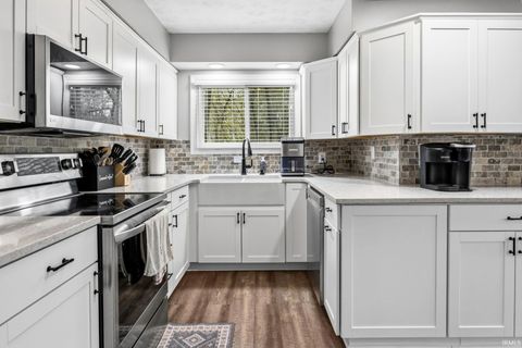 Tiny photo for 2030 Oak Ridge Estates, Lafayette, IN 47905 (MLS # 202613708)