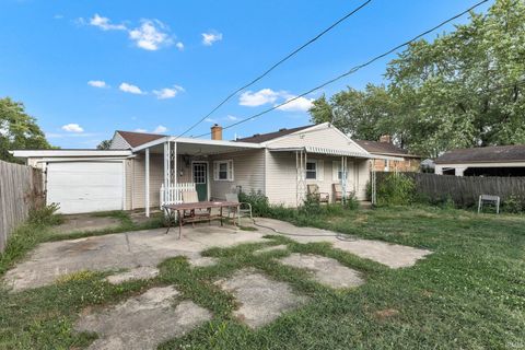 Tiny photo for 5405 Wea Drive, Kokomo, IN 46902 (MLS # 202538249)