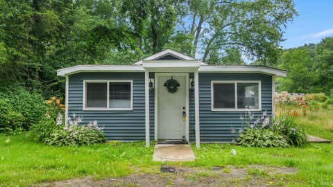 Photo of 7323 E Pansy Lane, New Carlisle, IN 46552 (MLS # 202617623)