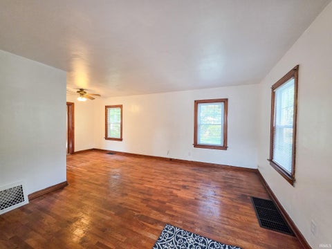 Tiny photo for 1514 Woodward Avenue, Elkhart, IN 46514 (MLS # 202644918)