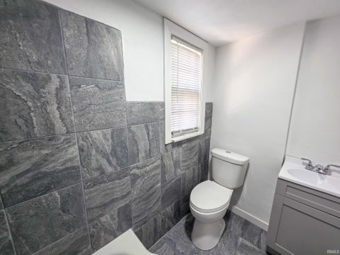 Tiny photo for 1514 Woodward Avenue, Elkhart, IN 46514 (MLS # 202644918)