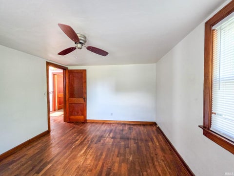 Tiny photo for 1514 Woodward Avenue, Elkhart, IN 46514 (MLS # 202644918)