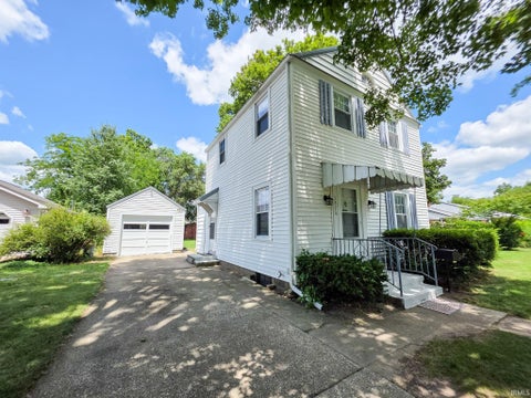 Tiny photo for 1514 Woodward Avenue, Elkhart, IN 46514 (MLS # 202644918)