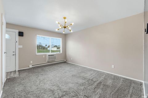 Tiny photo for 3008 Fairoak Drive, Fort Wayne, IN 46809 (MLS # 202611220)