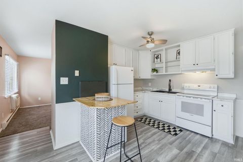 Tiny photo for 3008 Fairoak Drive, Fort Wayne, IN 46809 (MLS # 202611220)