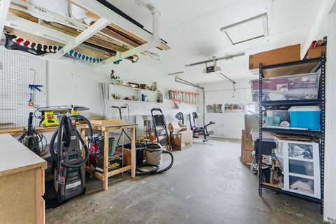 Tiny photo for 3008 Fairoak Drive, Fort Wayne, IN 46809 (MLS # 202611220)