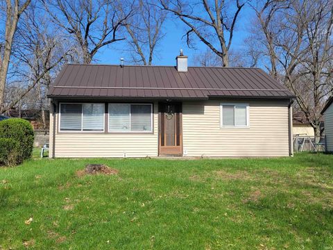 Tiny photo for 1718 Babcock Drive, Fort Wayne, IN 46819 (MLS # 202612035)