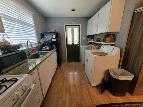 Tiny photo for 1718 Babcock Drive, Fort Wayne, IN 46819 (MLS # 202612035)