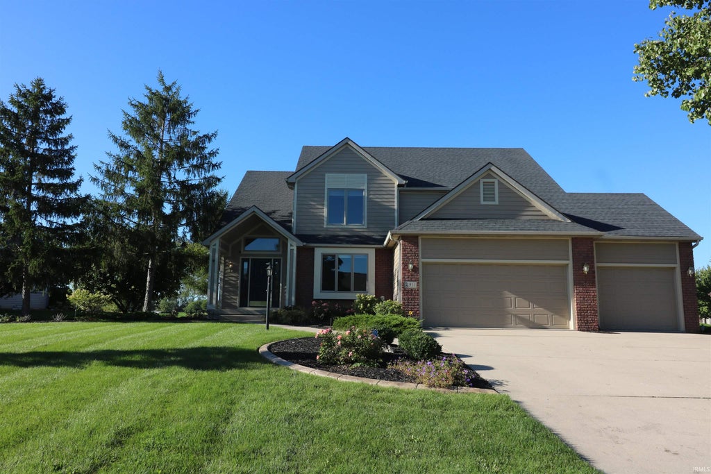 Photo of 2911 Barry Knoll Way, Fort Wayne, IN 46845 (MLS # 202640052)