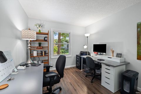 Tiny photo for 717 Foxwood Drive, Lafayette, IN 47905 (MLS # 202540182)