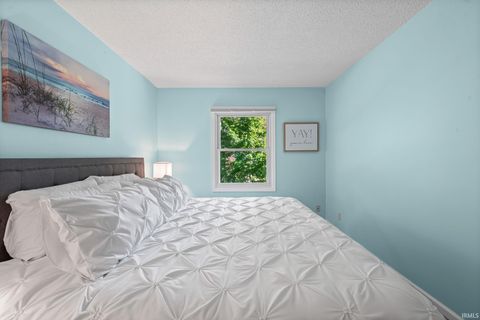 Tiny photo for 717 Foxwood Drive, Lafayette, IN 47905 (MLS # 202540182)