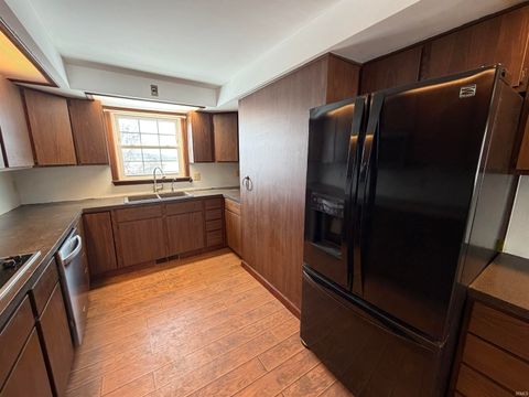 Tiny photo for 10222 E 775 N, Denver, IN 46926 (MLS # 202604054)