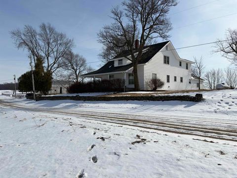 Tiny photo for 10222 E 775 N, Denver, IN 46926 (MLS # 202604054)