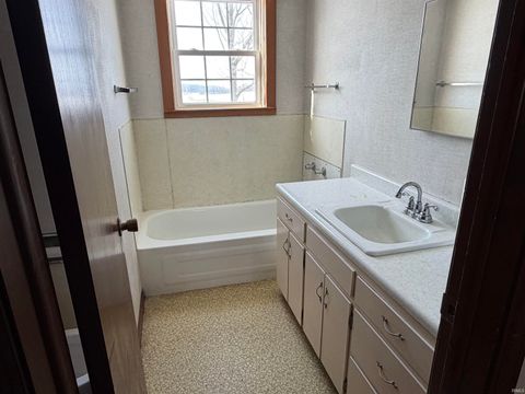 Tiny photo for 10222 E 775 N, Denver, IN 46926 (MLS # 202604054)