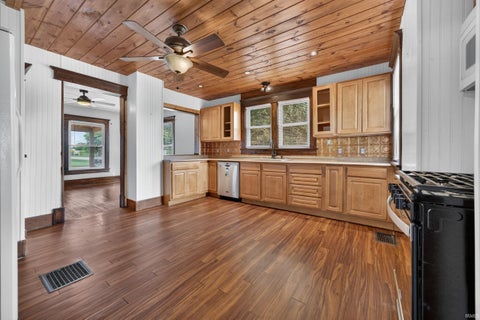 Tiny photo for 302 W North Street, Royal Center, IN 46978 (MLS # 202637757)