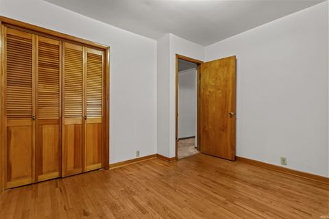 Tiny photo for 204 E Blaine Street, Greentown, IN 46936 (MLS # 202540690)