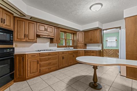 Tiny photo for 204 E Blaine Street, Greentown, IN 46936 (MLS # 202540690)