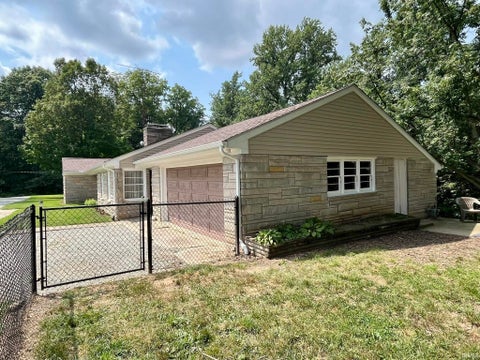 Tiny photo for 3216 W 200 N Road, Peru, IN 46970 (MLS # 202630490)