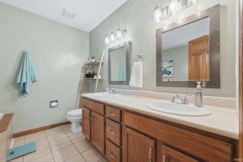 Tiny photo for 5323 Finch Lane, Fort Wayne, IN 46818 (MLS # 202613456)