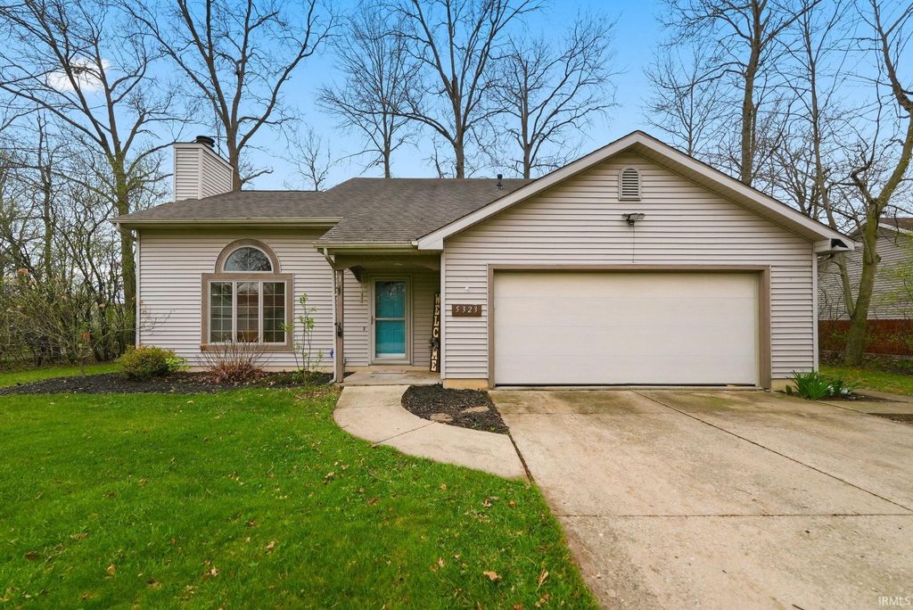 Photo of 5323 Finch Lane, Fort Wayne, IN 46818 (MLS # 202613456)