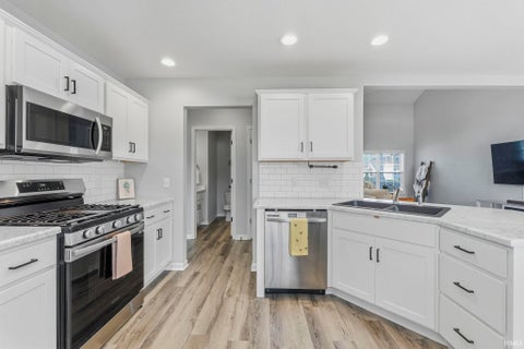 Tiny photo for 10208 Tirian Place, Fort Wayne, IN 46835 (MLS # 202641065)