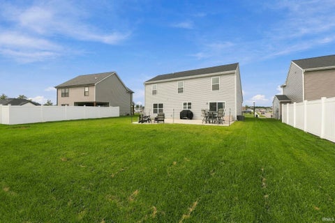 Tiny photo for 10208 Tirian Place, Fort Wayne, IN 46835 (MLS # 202641065)