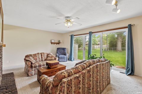 Tiny photo for 406 Princeton Lane, Logansport, IN 46947 (MLS # 202619877)