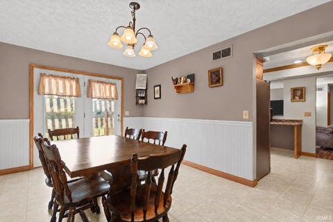 Tiny photo for 2809 W Carter Street, Kokomo, IN 46901 (MLS # 202644684)