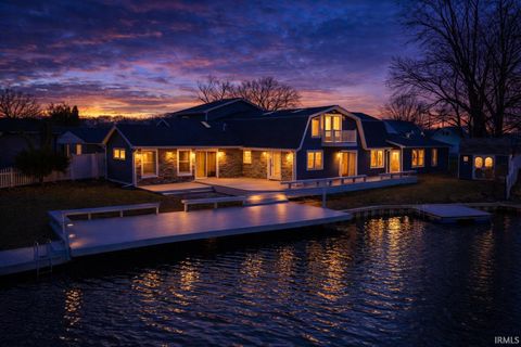 Photo of 2109 Ball Court, Rochester, IN 46975 (MLS # 202610069)