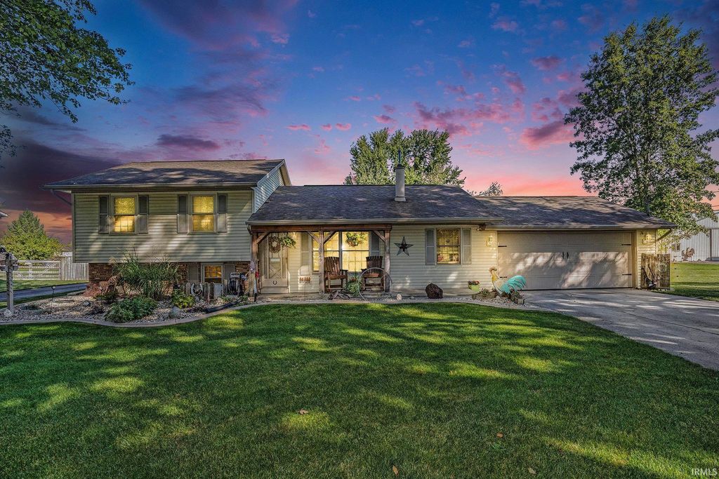 Photo of 29749 County Road 4, Elkhart, IN 46514 (MLS # 202539579)