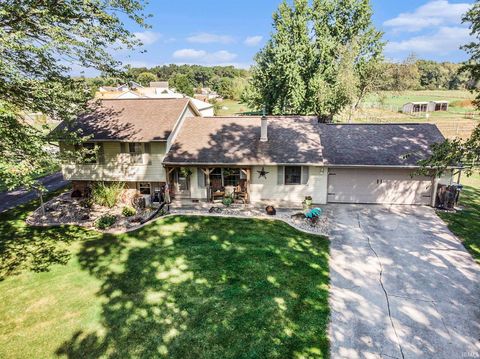 Photo of 29749 County Road 4, Elkhart, IN 46514 (MLS # 202539579)