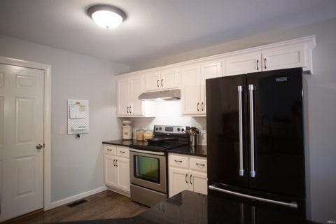 Tiny photo for 2097 Laurelwood Drive, Warsaw, IN 46580 (MLS # 202637903)