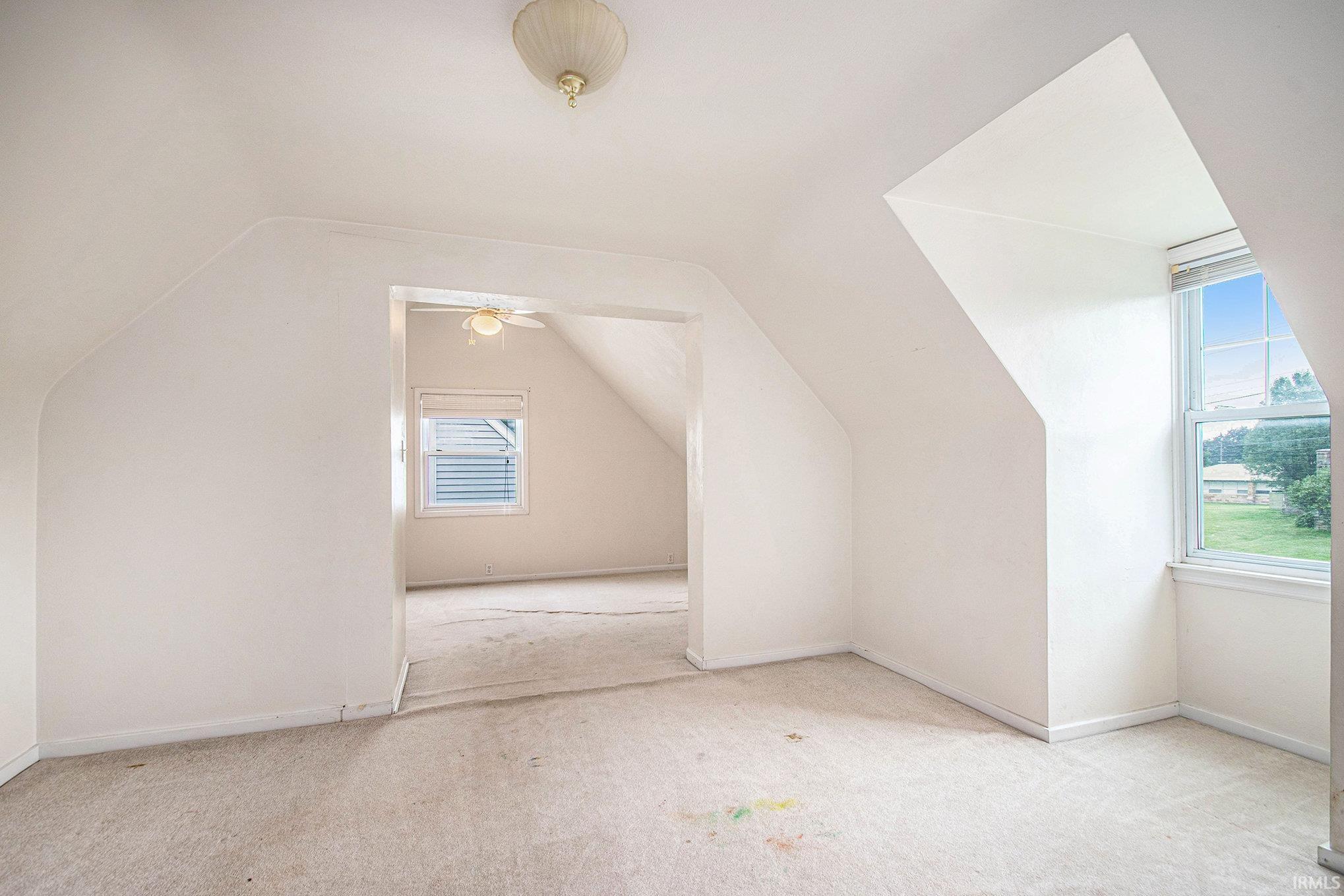 South Bend, Indiana 46615, United States, 3 Bedrooms Bedrooms, ,2 BathroomsBathrooms,Residential,Pending,195754